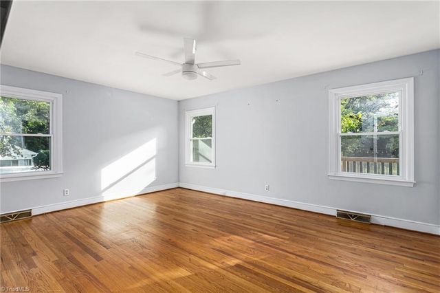 1222 Jefferson Road, Greensboro, NC 27410