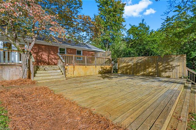 1222 Jefferson Road, Greensboro, NC 27410