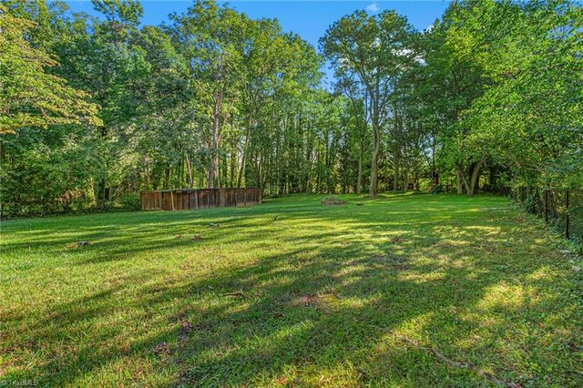 1222 Jefferson Road, Greensboro, NC 27410