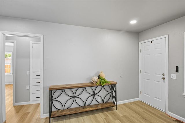 530 N Lowe Street, Hobart, OK 73651