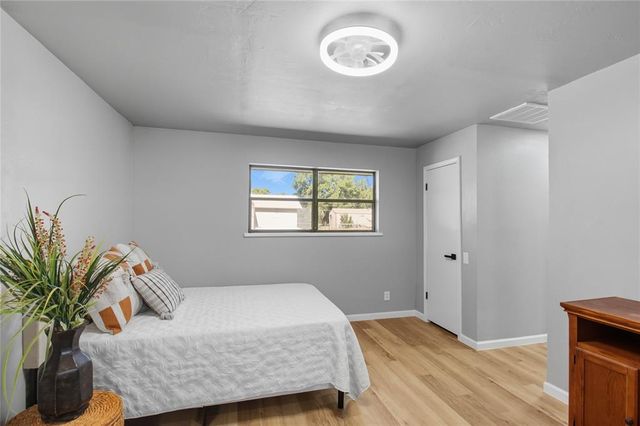 530 N Lowe Street, Hobart, OK 73651