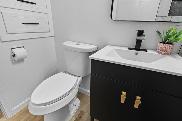 530 N Lowe Street, Hobart, OK 73651