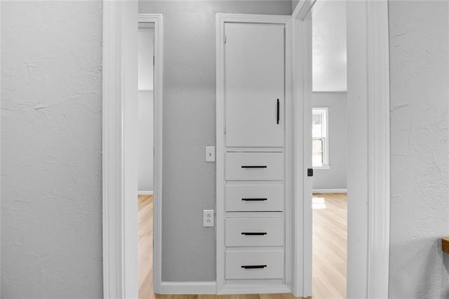 530 N Lowe Street, Hobart, OK 73651