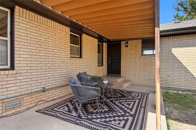 530 N Lowe Street, Hobart, OK 73651