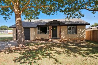 530 N Lowe Street, Hobart, OK 73651