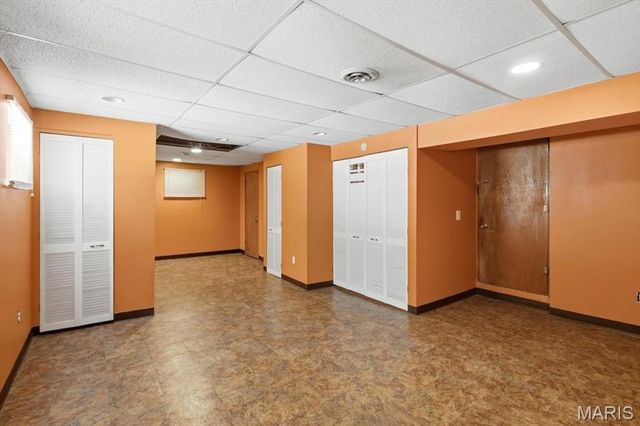 9745 Radio Drive, St Louis, MO 63123
