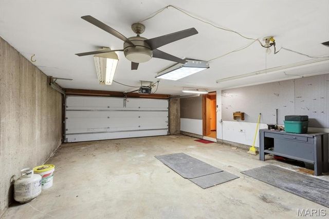 9745 Radio Drive, St Louis, MO 63123