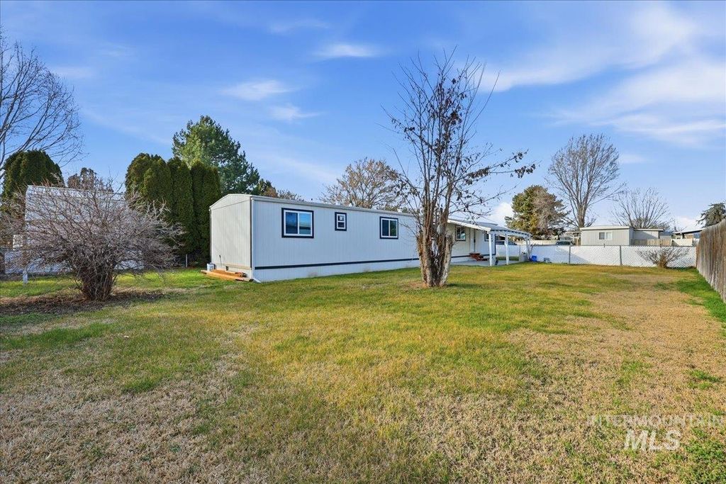 5015 E Ustick Rd 81, Caldwell, ID 83605 photo 2