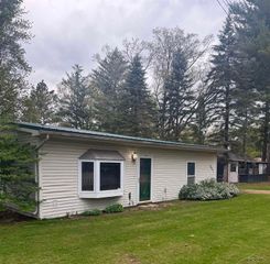 2427 Courtney Drive, Hamilton Twp, MI 48625