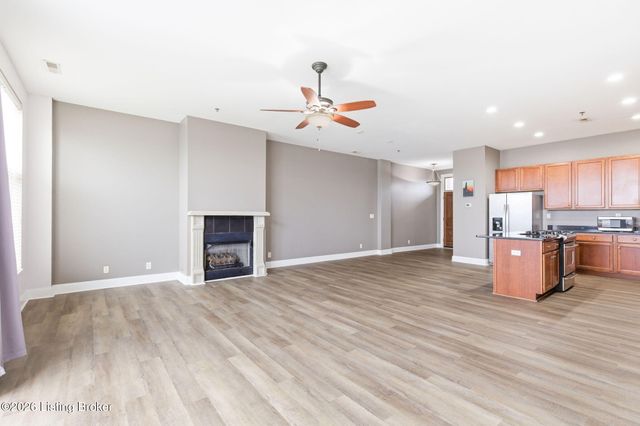 2011 Frankfort Ave 401, Louisville, KY 40206