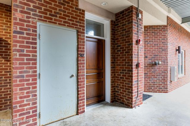 2011 Frankfort Ave 401, Louisville, KY 40206