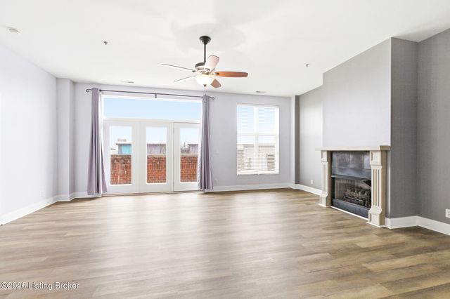 2011 Frankfort Ave 401, Louisville, KY 40206