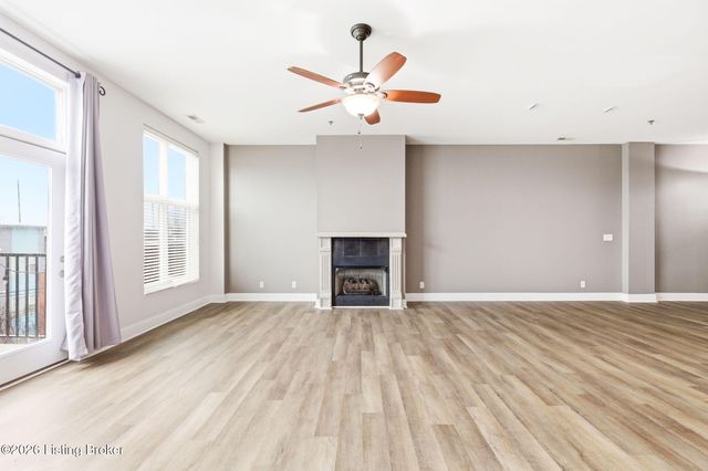 2011 Frankfort Ave 401, Louisville, KY 40206