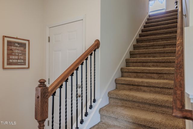 936 Pampas Drive, Jonesborough, TN 37659