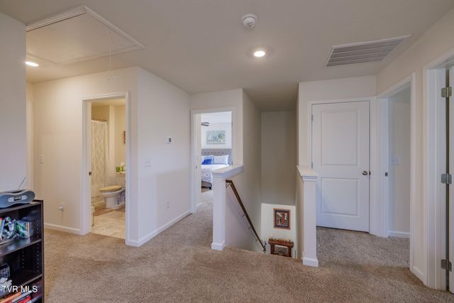 936 Pampas Drive, Jonesborough, TN 37659