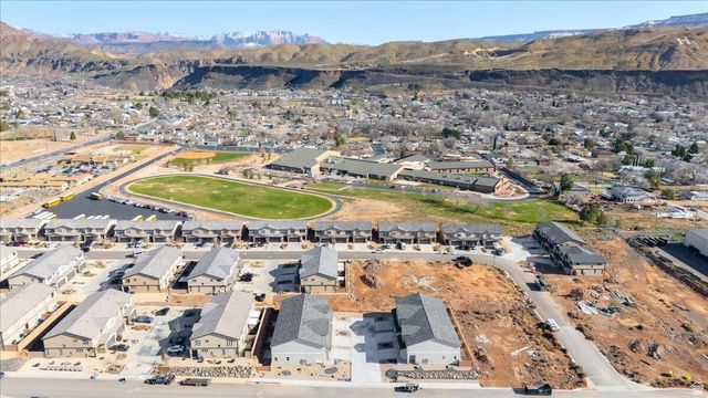 452 N 530 W, Hurricane, UT 84737