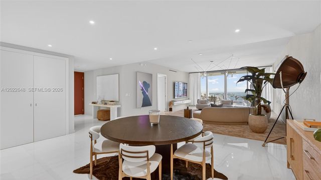 300 Biscayne Blvd Way 3604, Miami, FL 33131
