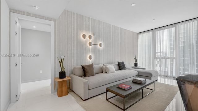 300 Biscayne Blvd Way 3604, Miami, FL 33131