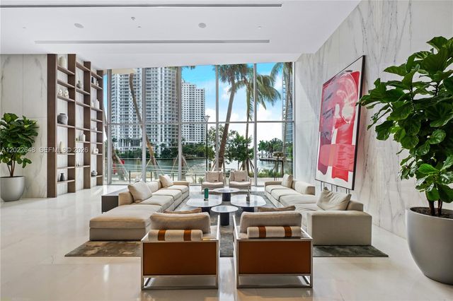 300 Biscayne Blvd Way 3604, Miami, FL 33131