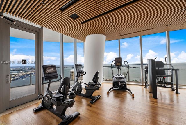 300 Biscayne Blvd Way 3604, Miami, FL 33131