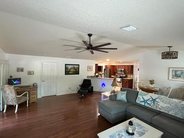 1 Cortez Lane, Port St. Lucie, Port St Lucie, FL 34952