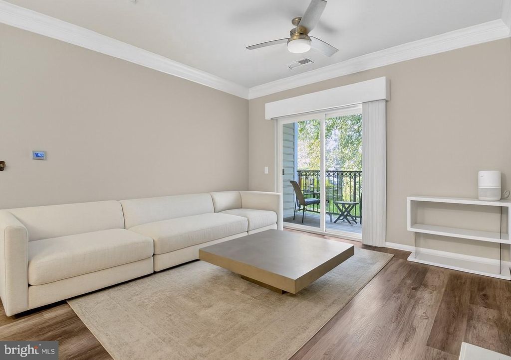 1580 SPRING GATE DR #4204, Mclean, VA 22102