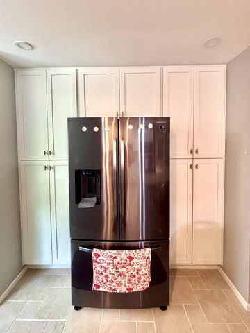 277 E 500 N, Valparaiso, IN 46383