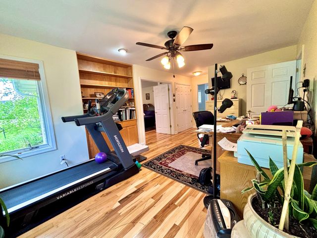 277 E 500 N, Valparaiso, IN 46383
