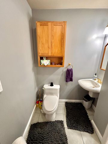 277 E 500 N, Valparaiso, IN 46383