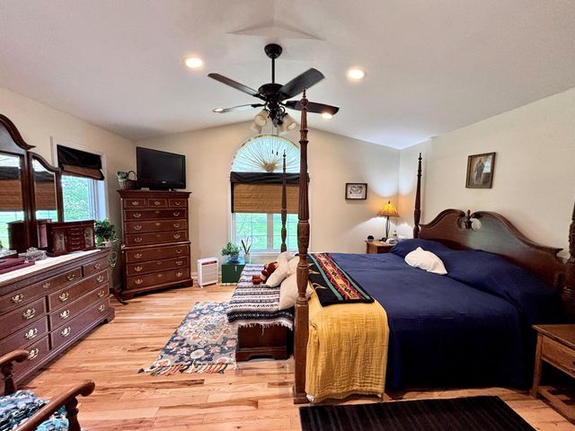 277 E 500 N, Valparaiso, IN 46383