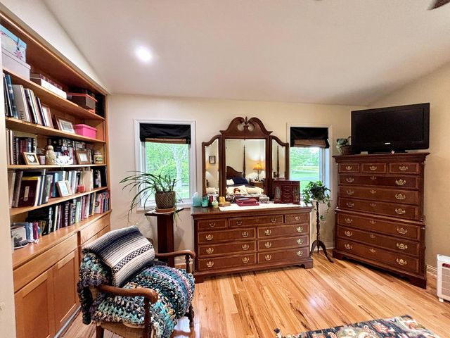 277 E 500 N, Valparaiso, IN 46383