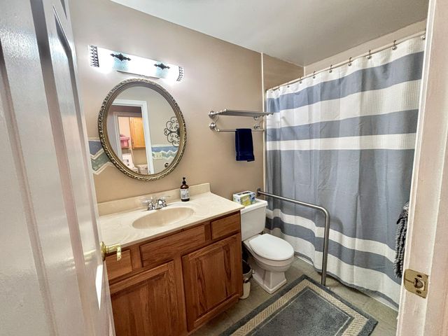 277 E 500 N, Valparaiso, IN 46383