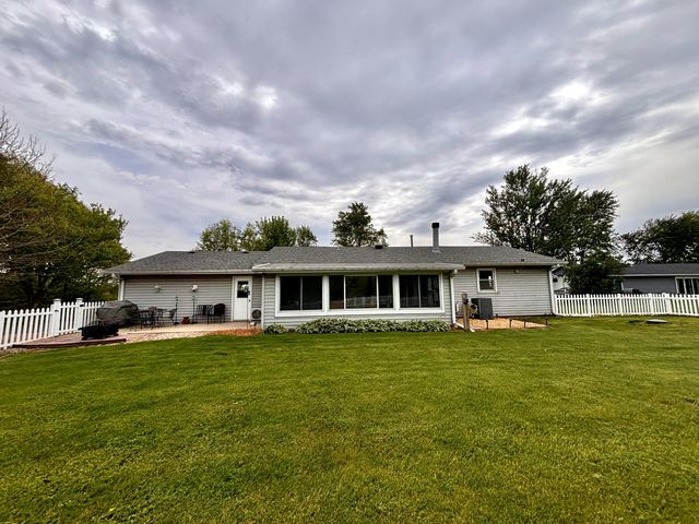 277 E 500 N, Valparaiso, IN 46383
