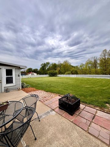 277 E 500 N, Valparaiso, IN 46383