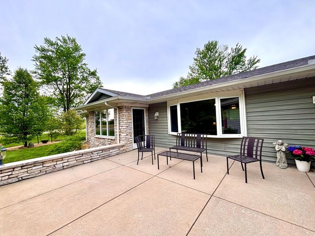 277 E 500 N, Valparaiso, IN 46383