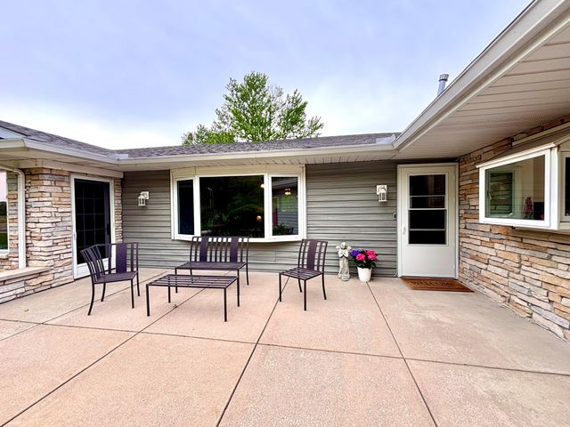277 E 500 N, Valparaiso, IN 46383