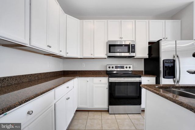 15504 JOHN DISKIN CIR #18, Woodbridge, VA 22191