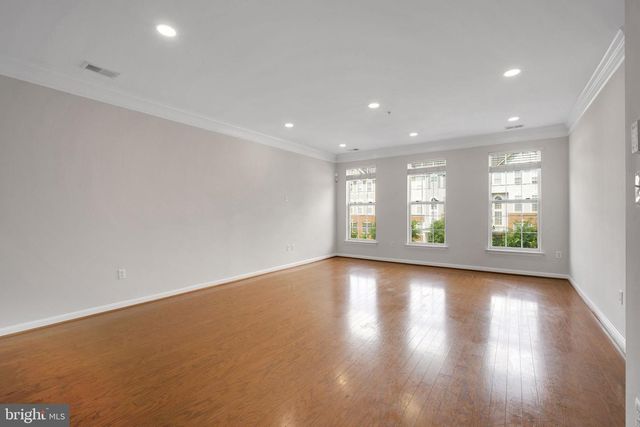15504 JOHN DISKIN CIR #18, Woodbridge, VA 22191