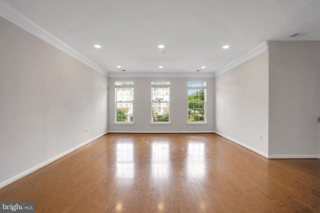15504 JOHN DISKIN CIR #18, Woodbridge, VA 22191