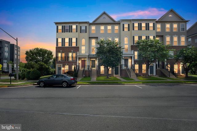 15504 JOHN DISKIN CIR #18, Woodbridge, VA 22191