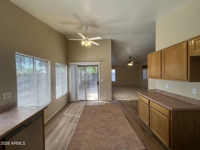 339 N OCEAN Drive, Gilbert, AZ 85233
