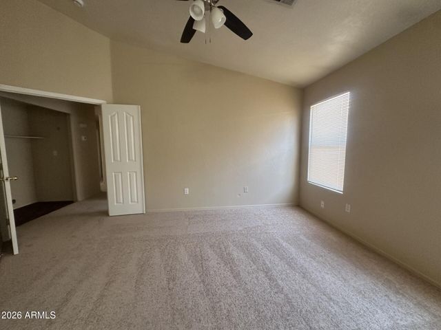 339 N OCEAN Drive, Gilbert, AZ 85233