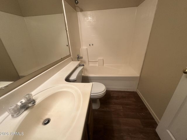 339 N OCEAN Drive, Gilbert, AZ 85233