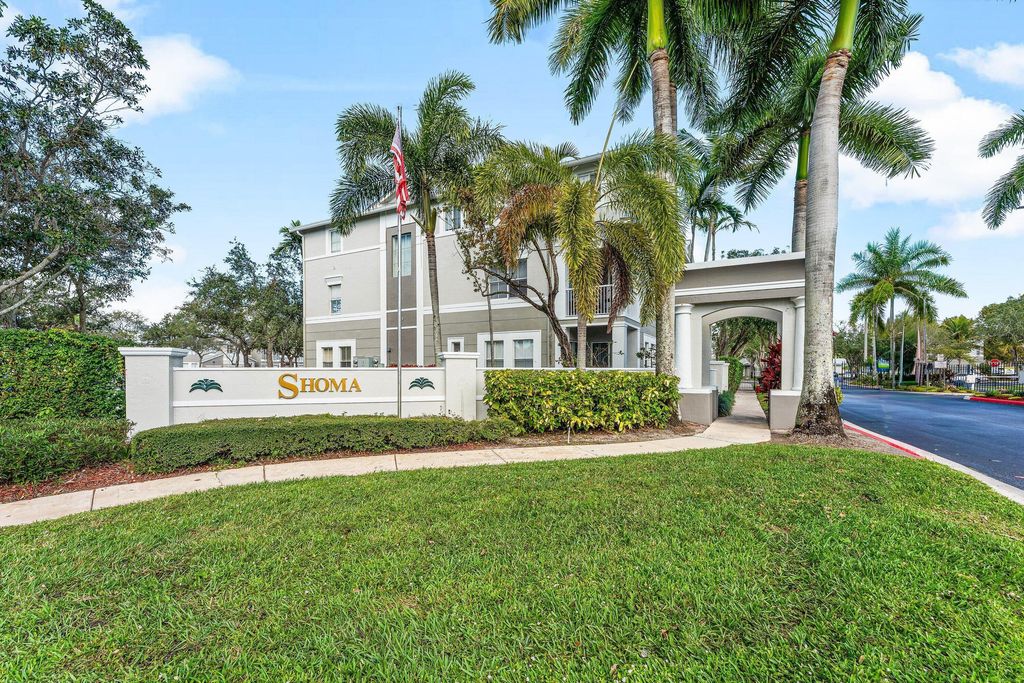 1012 Shoma Drive, Royal Palm Beach, FL 33414