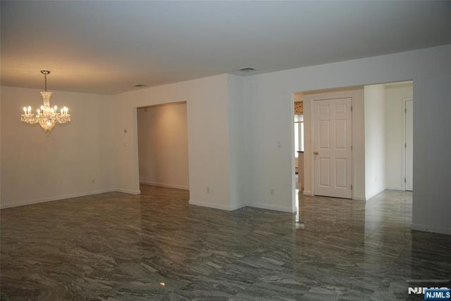 1604 John Street 1, Fort Lee, NJ 07024