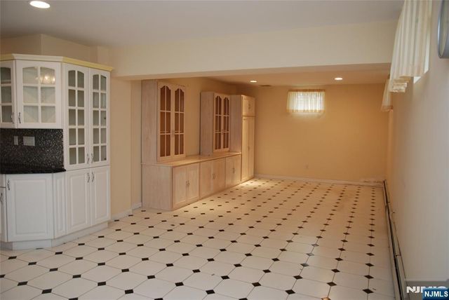 1604 John Street 1, Fort Lee, NJ 07024