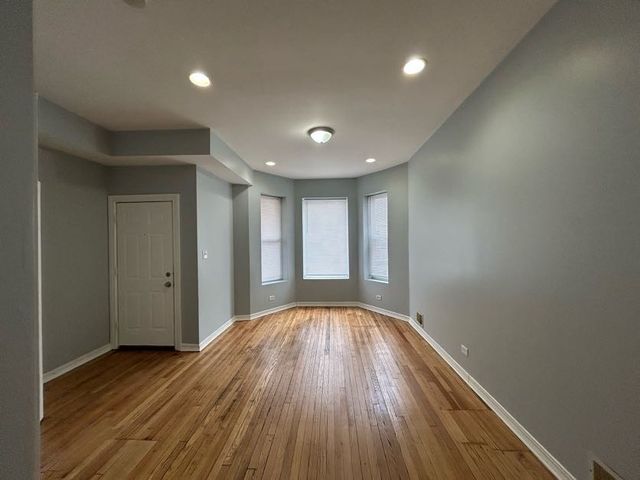 1330 S Lawndale Avenue, Chicago, IL 60623