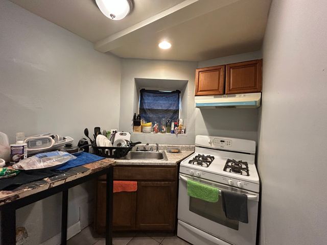 1330 S Lawndale Avenue, Chicago, IL 60623