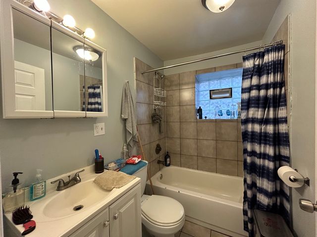 1330 S Lawndale Avenue, Chicago, IL 60623