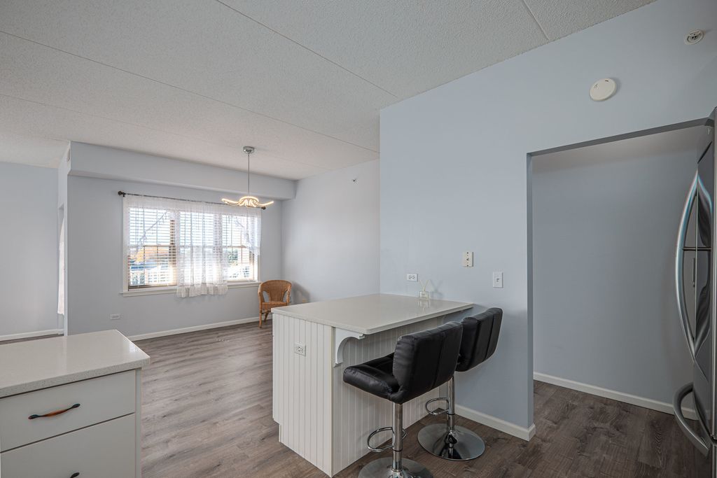 9670 FRANKLIN Avenue 513, Franklin Park, IL 60131 — photo 5